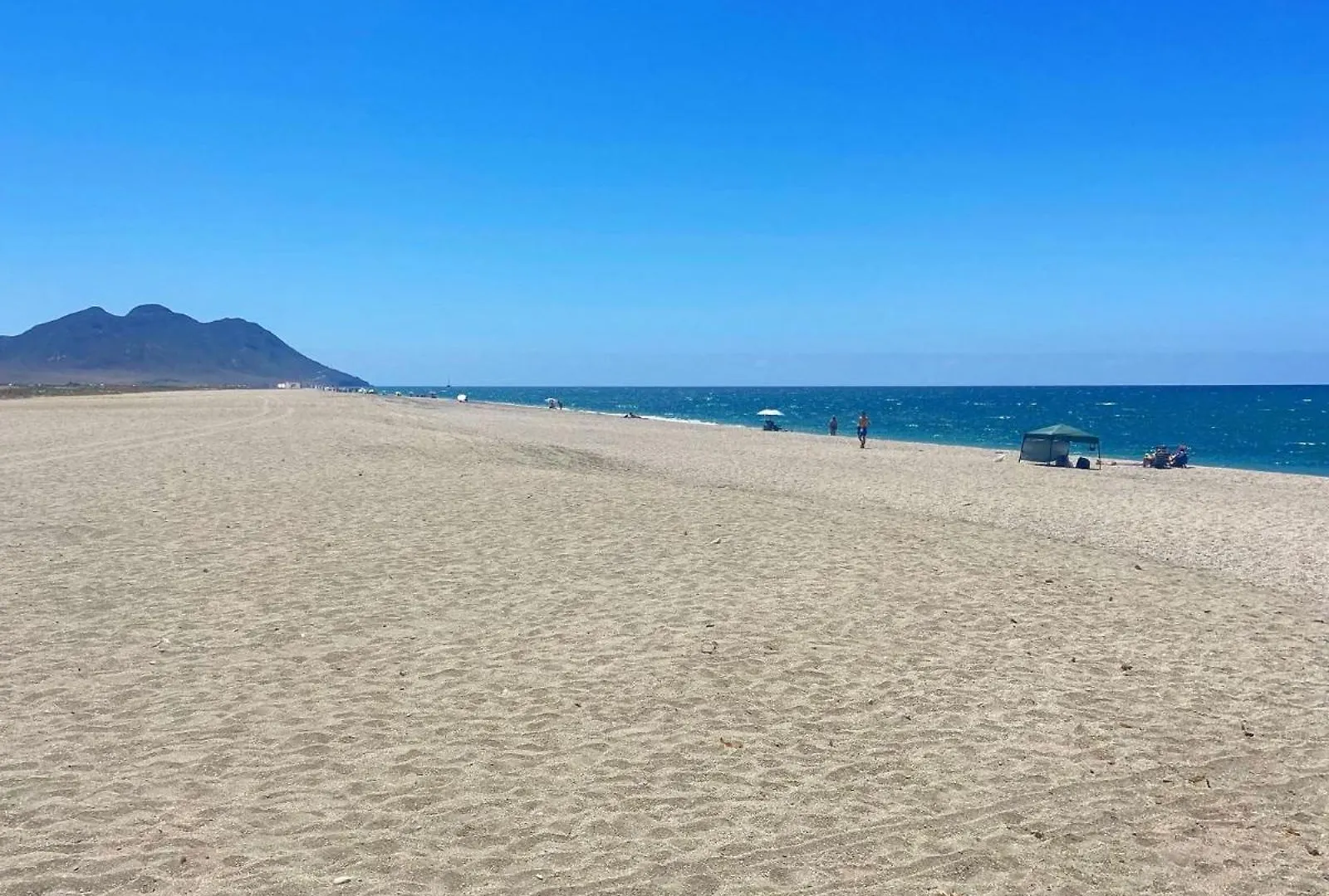 Rosie Apart En Vera Costa- Cerca De La Playa